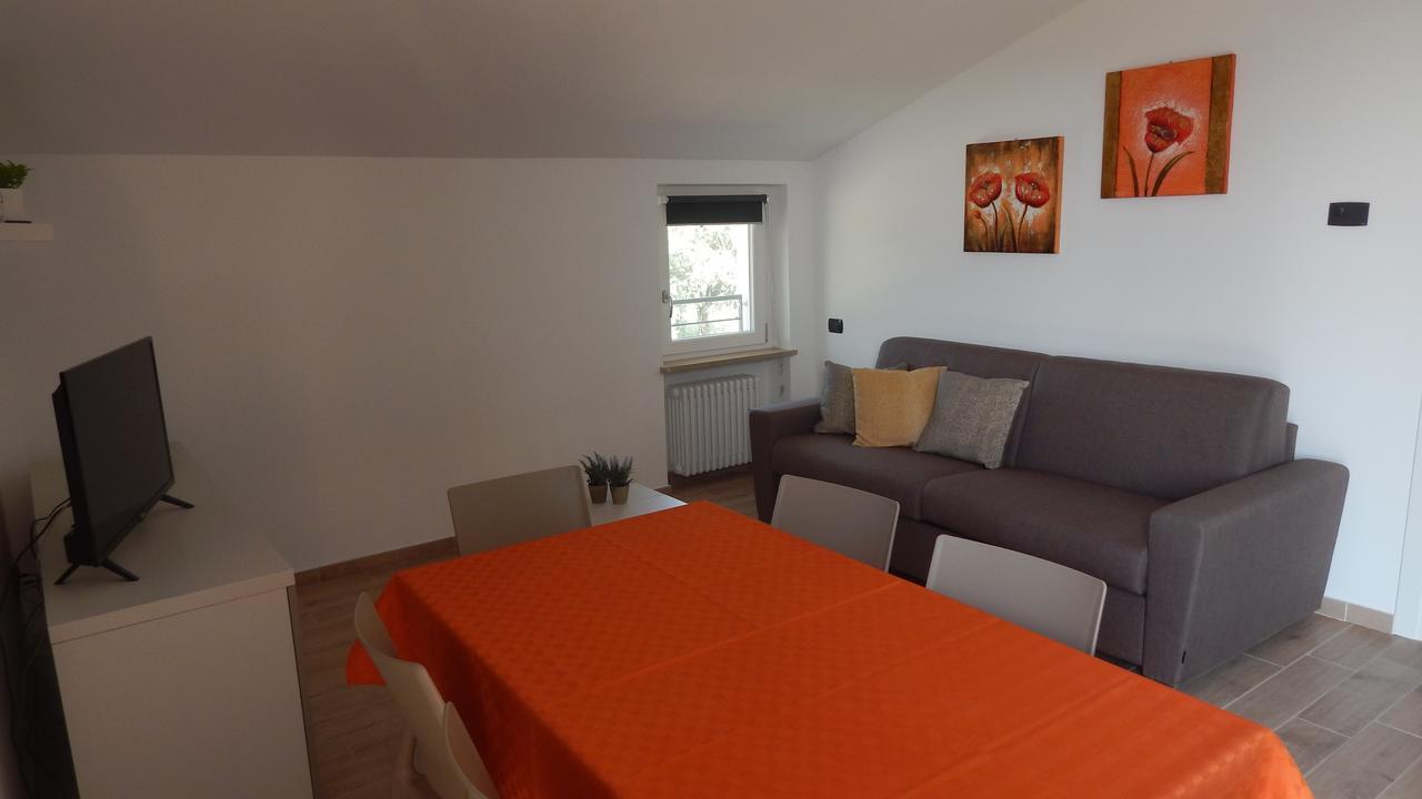 Poggio Di Pastrengo Lägenhet Exteriör bild