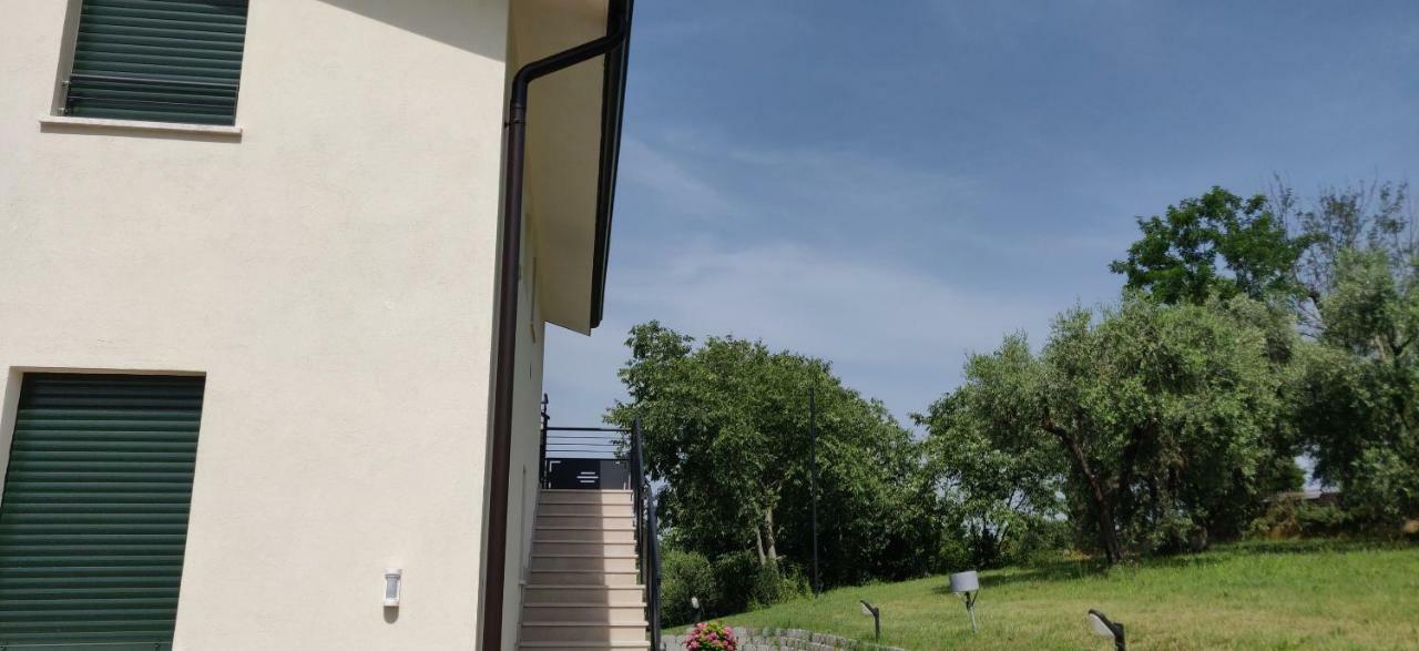 Poggio Di Pastrengo Lägenhet Exteriör bild